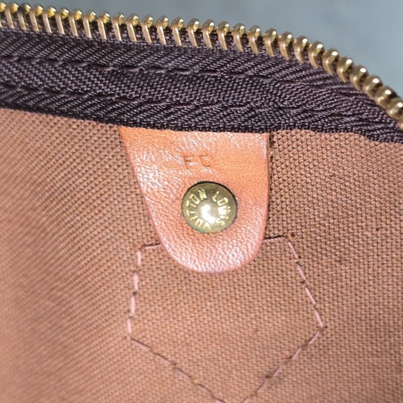 Louis Vuitton Speedy Duffle 40 Brown Leather - Picture 14 of 16